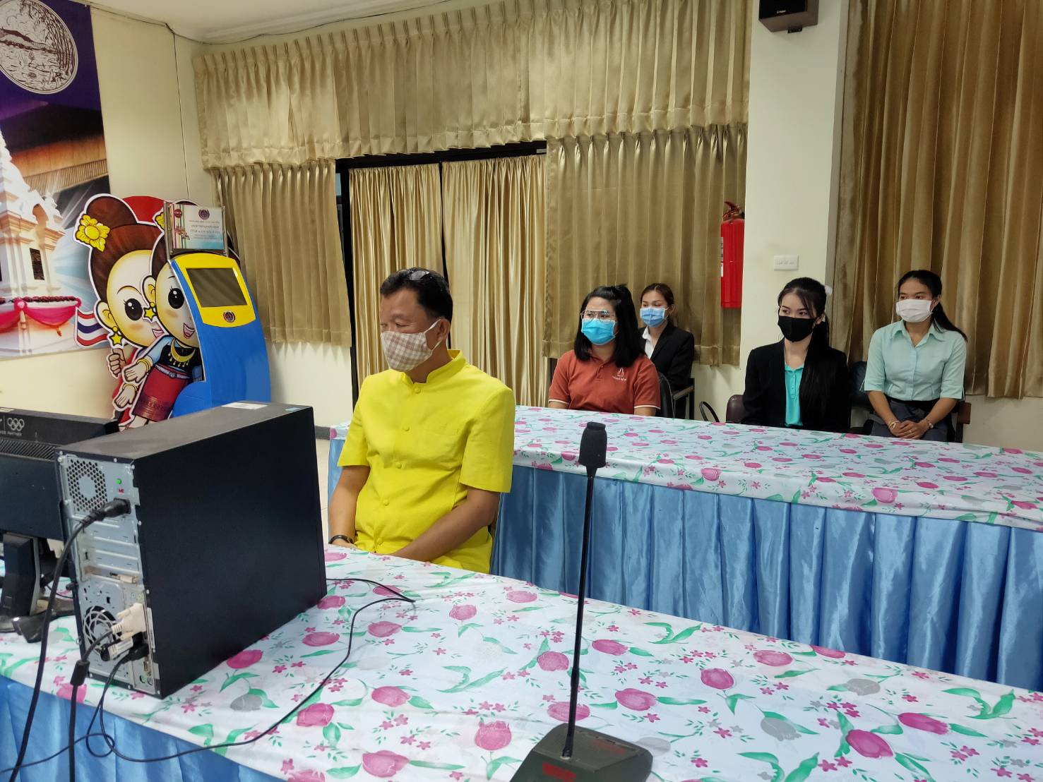 หนองคาย … คัดเลือกบุคคลเพื่อจ้างเอกชนดำเนินการ (บุคคลภายนอก) โครงการส่งเสริมนักการตลาดรุ่นใหม่ (OTOP) ตำแหน่ง นักการตลาดรุ่นใหม่ (OTOP) จำนวน 3 อัตรา