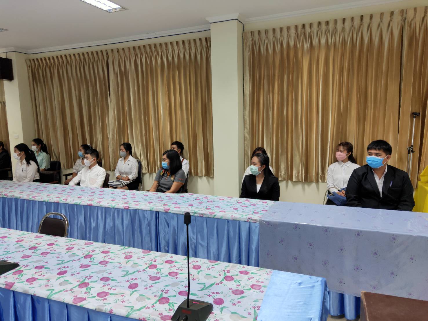 หนองคาย … คัดเลือกบุคคลเพื่อจ้างเอกชนดำเนินการ (บุคคลภายนอก) โครงการส่งเสริมนักการตลาดรุ่นใหม่ (OTOP) ตำแหน่ง นักการตลาดรุ่นใหม่ (OTOP) จำนวน 3 อัตรา