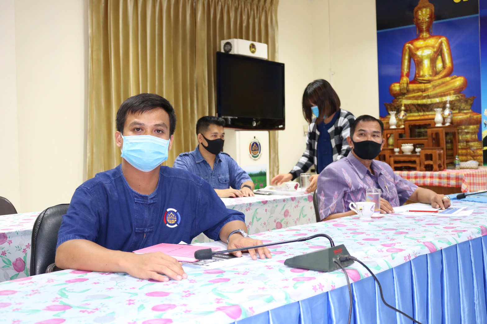 อพช. มอบนโยบายแก่ นักการตลาดรุ่นใหม่ (OTOP) ผ่านระบบ VDO Conference