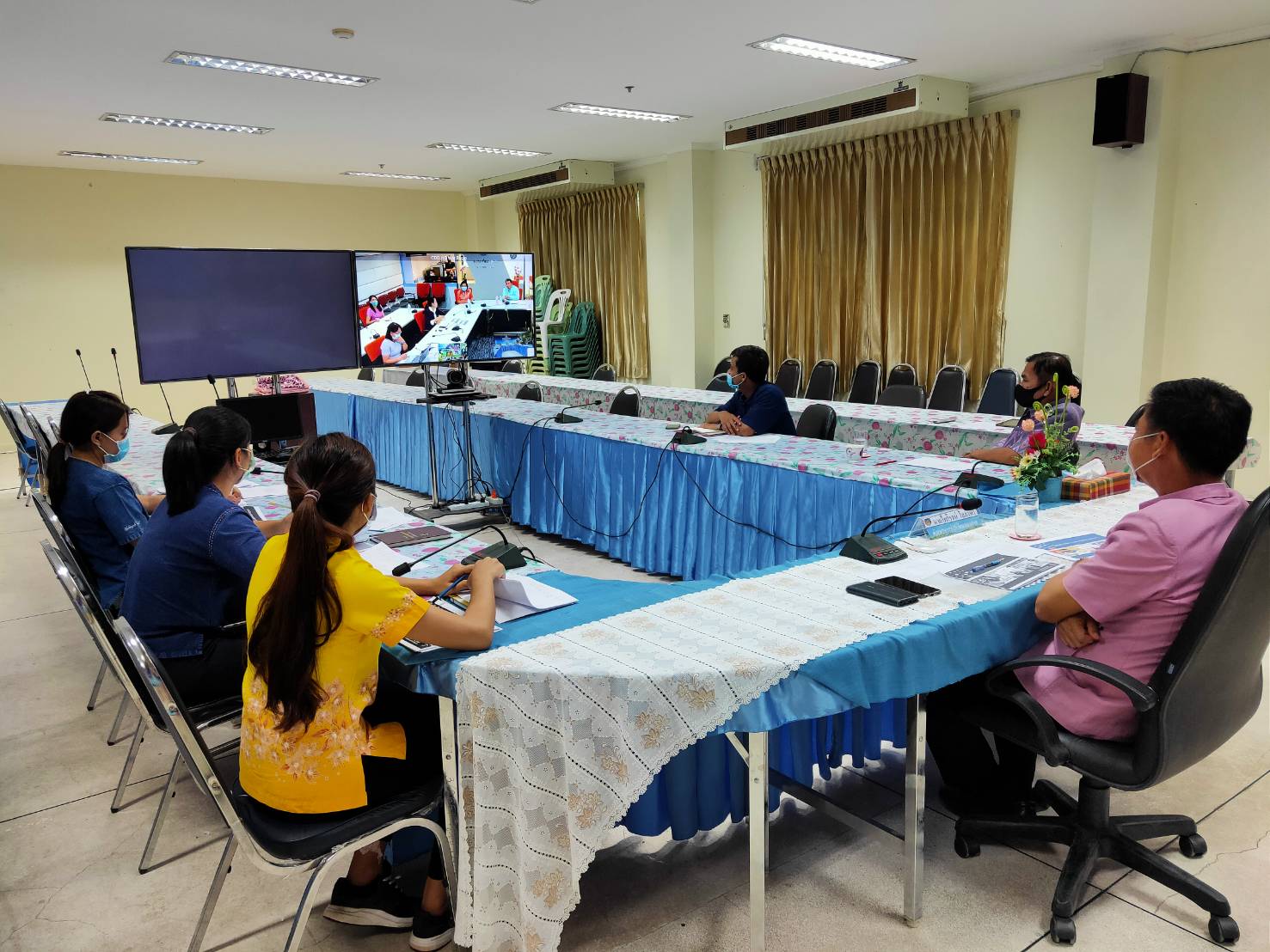 อพช. มอบนโยบายแก่ นักการตลาดรุ่นใหม่ (OTOP) ผ่านระบบ VDO Conference