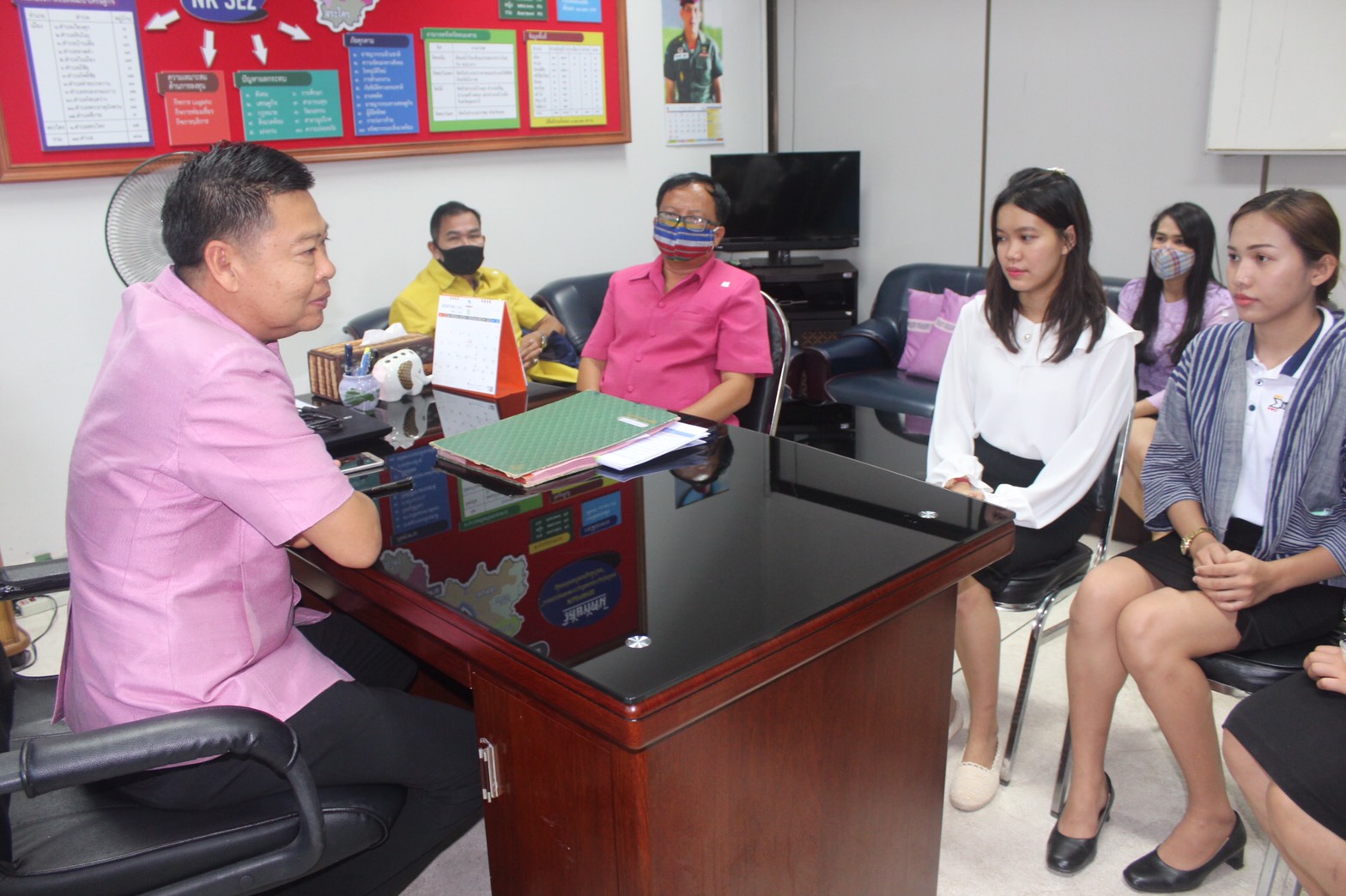 ” พช.หนองคาย ยินดีต้อนรับ นักการตลาดรุ่นใหม่ (OTOP)” จำนวน 3 ราย