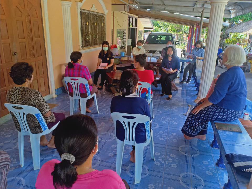 พช.หนองคาย ออกคัดเลือกคนกองทุนพัฒนาบทบาทสตรีดีเด่นระดับจังหวัด ประจำปี 2563