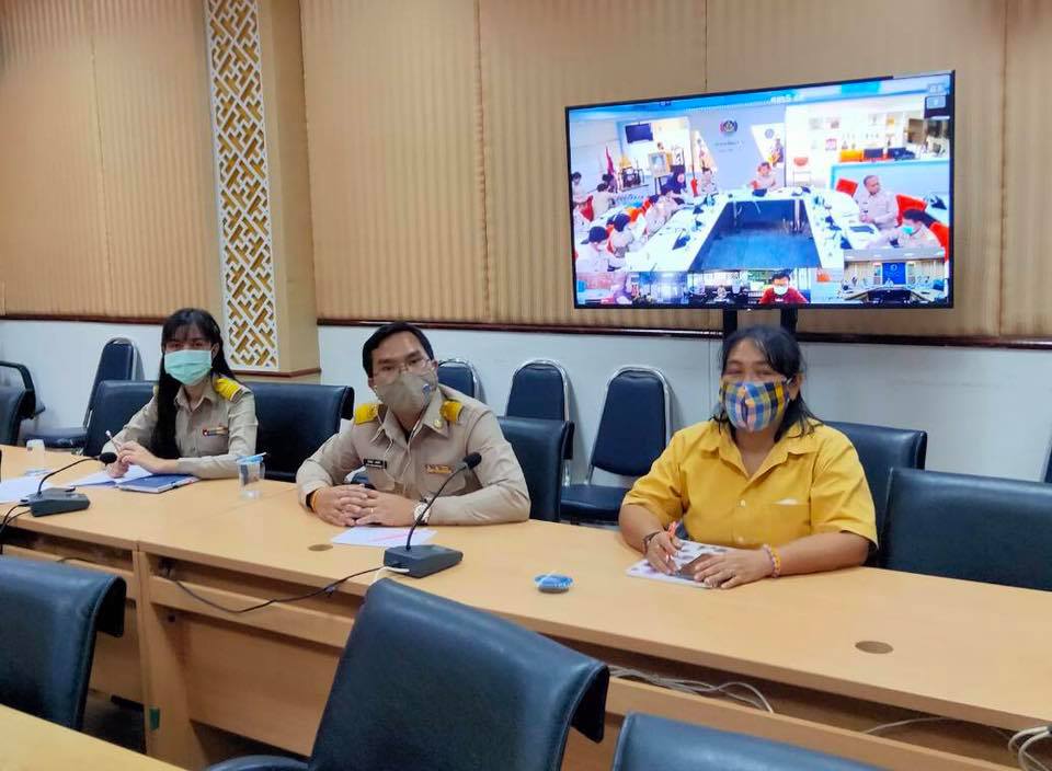 พช.หนองคาย ร่วมการประชุมกรมการพัฒนาชุมชน ครั้งที่ 6/2563 ผ่านระบบวีดิทัศน์ทางไกล (Video Conference System :VCS)