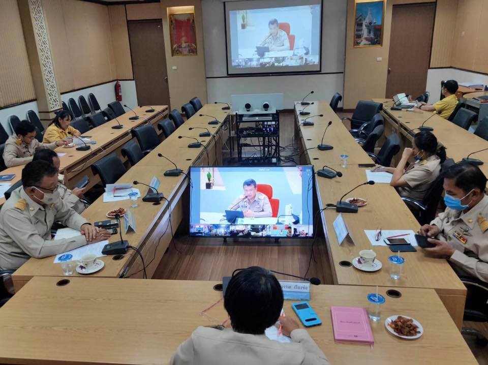 พช.หนองคาย ร่วมการประชุมกรมการพัฒนาชุมชน ครั้งที่ 6/2563 ผ่านระบบวีดิทัศน์ทางไกล (Video Conference System :VCS)