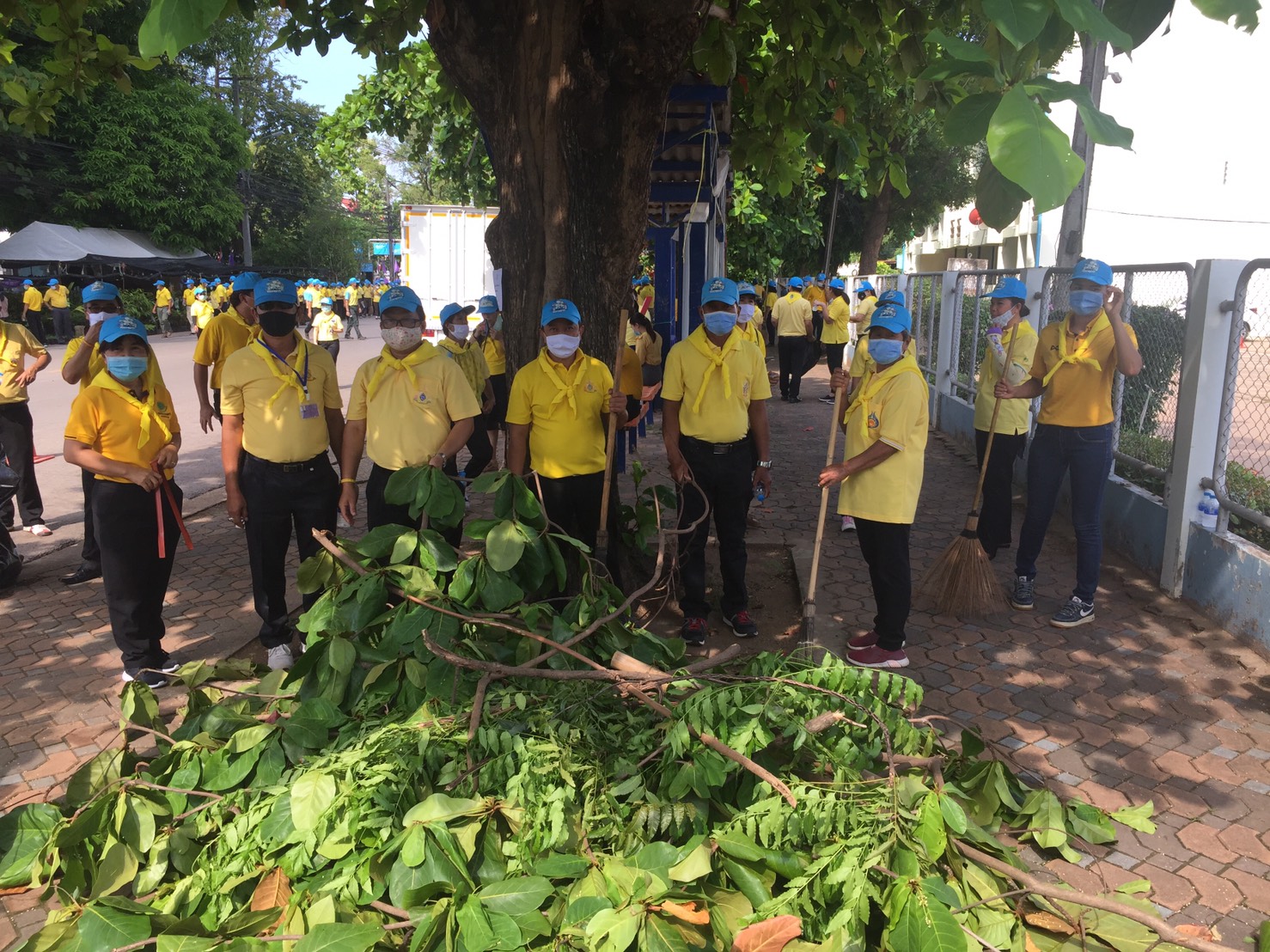 พช.หนองคาย ร่วม กิจกรรมจิตอาสาพัฒนา เพื่อสำนึกในพระมหากรุณาธิคุณ ในโอกาสวันคล้ายวันเสด็จสวรรคต พระบาทสมเด็จพระปรเมนทรมหาอานันทมหิดล พระอัฐมรามาธิบดินทร “กิจกรรมทำความสะอาดและปรับปรุงภูมิทัศน์โรงพยาบาลหนองคาย”