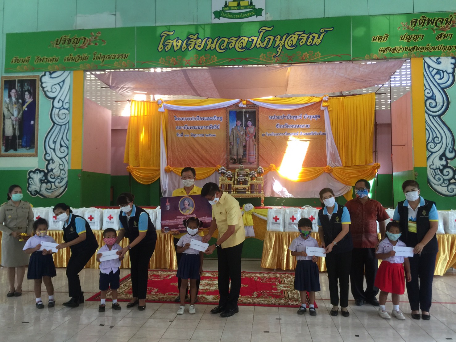 พช.หนองคาย ร่วม โครงการปกป้องและเชิดชูสถาบันพระมหากษัตริย์ และหน่วยบำบัดทุกข์ บำรุงสุข จังหวัดหนองคาย ณ อำเภอศรีเชียงใหม่