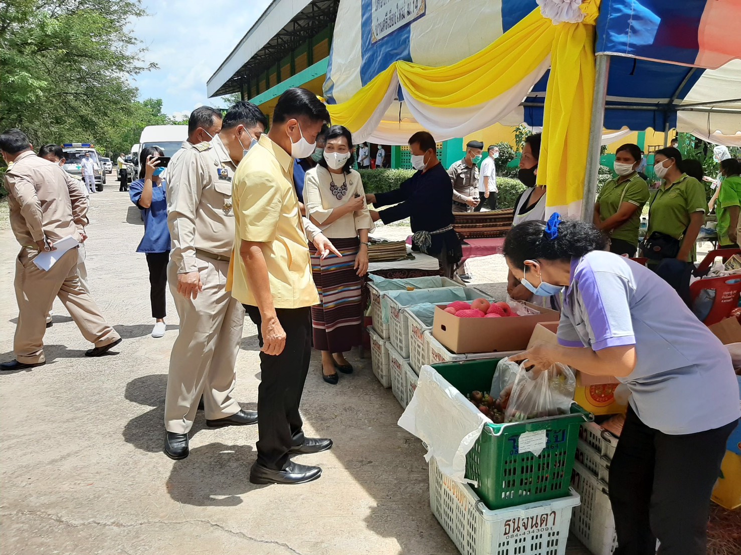 พช.หนองคาย ร่วม โครงการปกป้องและเชิดชูสถาบันพระมหากษัตริย์ และหน่วยบำบัดทุกข์ บำรุงสุข จังหวัดหนองคาย ณ อำเภอศรีเชียงใหม่
