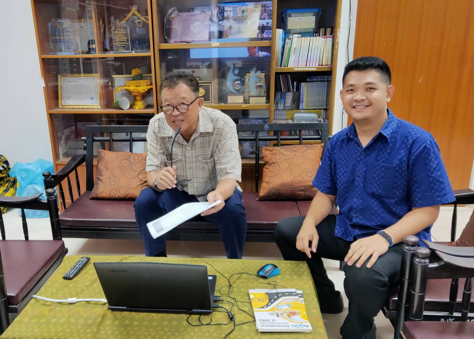 พช.หนองคาย ให้บริการข้อมูลข่าวสารทางไกล ผ่านระบบห้องประชุมออนไลน์ (Session call) ประจำเดือนมิถุนายน 2563