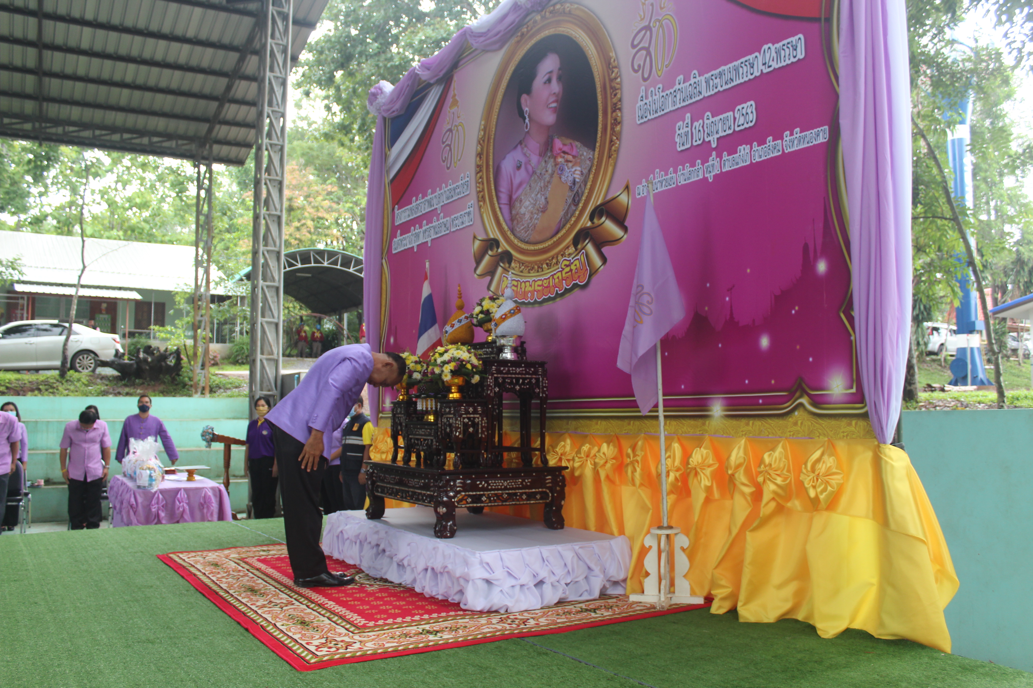 จังหวัดหนองคาย ดำเนินโครงการ “รวมพลังสตรีอาสาพัฒนา ปลูกป่าเฉลิมพระเกียรติ เนื่องในโอกาส วันเฉลิมพระชนมพรรษา สมเด็จพระนางเจ้าสุทิดา พัชรสุธาพิมลลักษณ พระบรมราชินี 3 มิถุนายน 2563 “