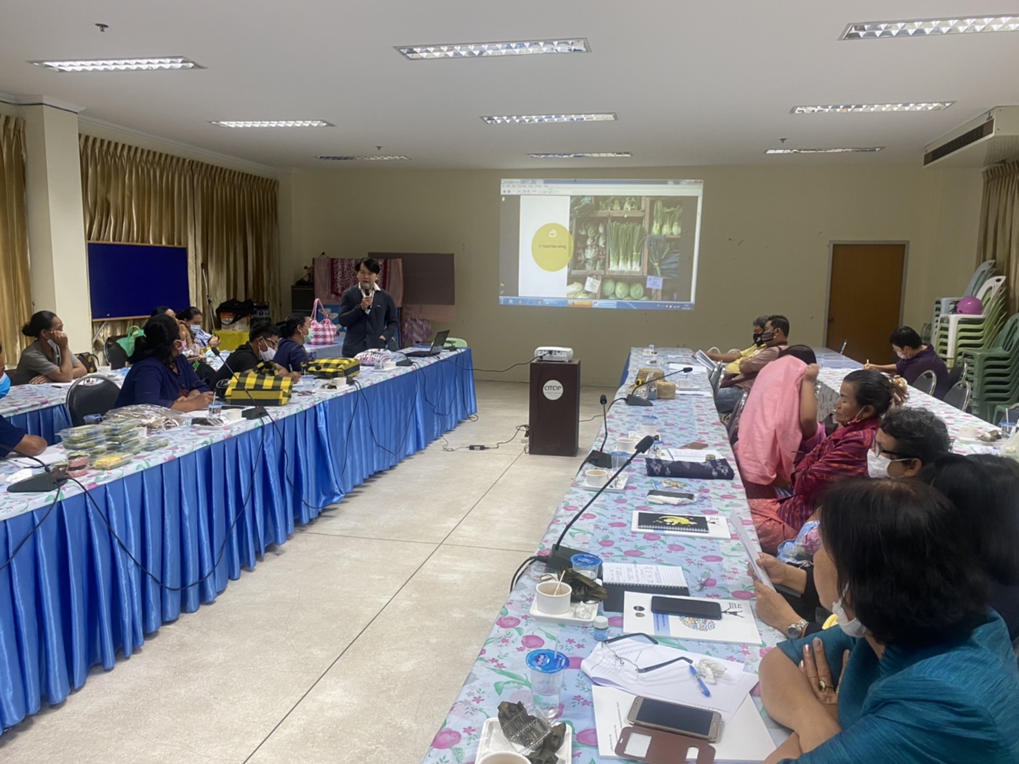 OTOP หนองคาย พลิกเกมส์การขาย สู้ Covid 19 เปิดคอร์สขายออนไลน์ รุ่นที่ 2