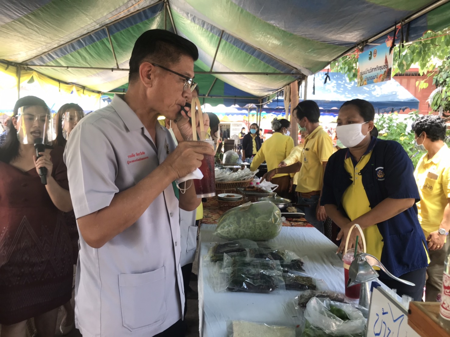 พช.หนองคาย ร่วม โครงการปกป้องและเชิญชูสถาบันพระมหากษัตริย์ และหน่วยบำบัดทุกข์ บำรุงสุข จังหวัดหนองคาย