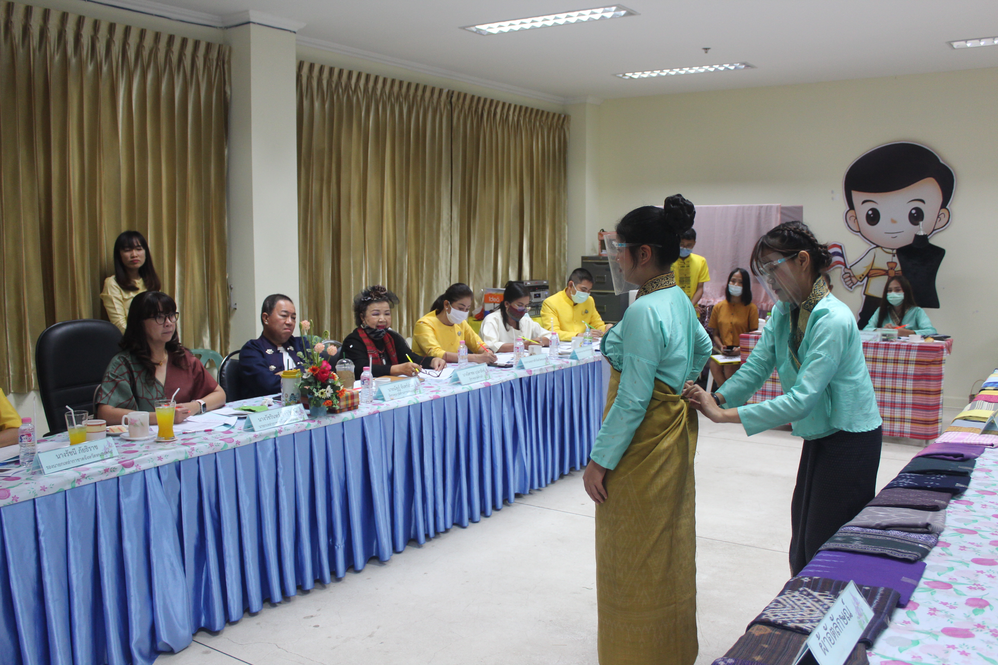 ♦️ “พช.หนองคาย จัดกิจกรรมประกวดผ้าสืบสาน อนุรักษศิลป์ ผ้าถิ่นไทย ดำรงไว้ในแผ่นดิน”