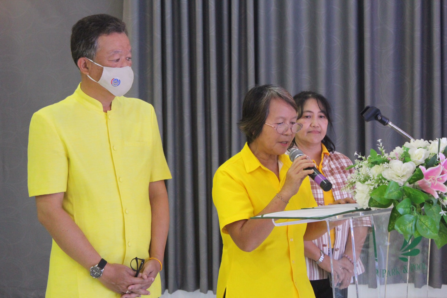 ⚜️ พิธีลงนามโครงการสร้างรายได้จากการจำหน่ายสินค้าด้วยกลไกประชารัฐ”