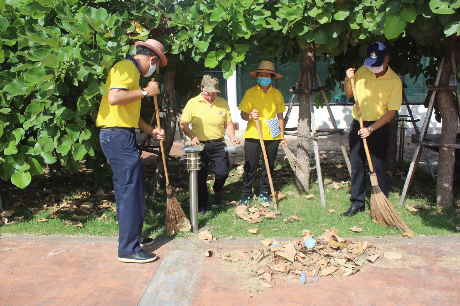 พช.หนองคาย ร่วมกิจกรรม BIG CLEANING DAY โครงการบ้านสวย เมืองงาม “หนองคายเมืองท่องเที่ยวและน่าอยู่ ริมฝั่งโขง