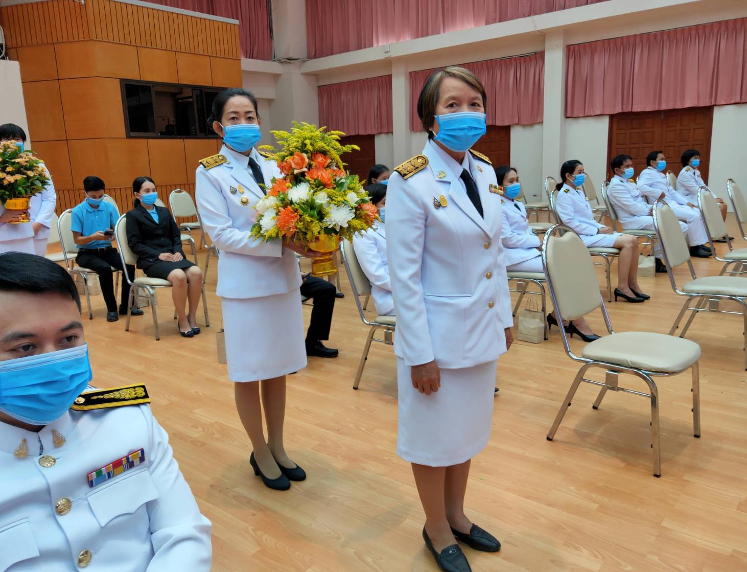 พัฒนาชุมชนจังหวัดหนองคาย ร่วมพิธีวางพานพุ่มและถวายราชสักการะพระบาทสมเด็จพระจอมเกล้าเจ้าอยู่หัว รัชกาลที่ 4 “พระบิดาแห่งวิทยาศาสตร์ไทย”