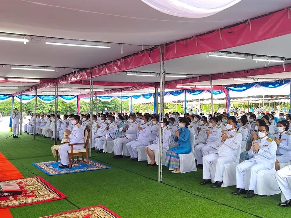 พัฒนาการจังหวัดหนองคาย ทำบุญตักบาตร เนื่องในวันแม่แห่งชาติ ประจำปี 2563