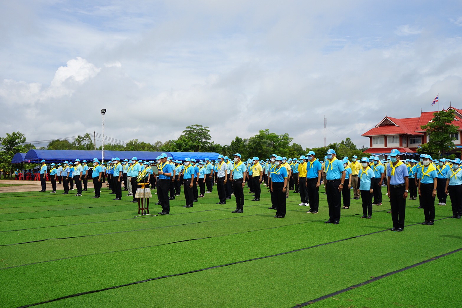 พจ.หนองคาย มอบผอ.ยุทธศาสตร์ฯ ร่วมกิจกรรมจิตอาสาพัฒนา เนื่องในวันแม่แห่งชาติ ประจำปี 2563