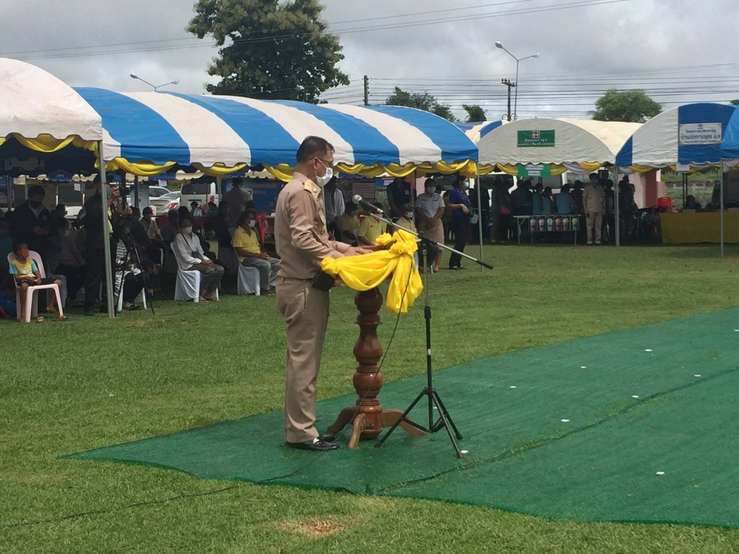 พจ.หนองคาย ร่วม โครงการปกป้องและเชิดชูสถาบันพระมหากษัติย์ และหน่วยบำบัดทุกข์ บำรุงสุข จังหวัดหนองคาย