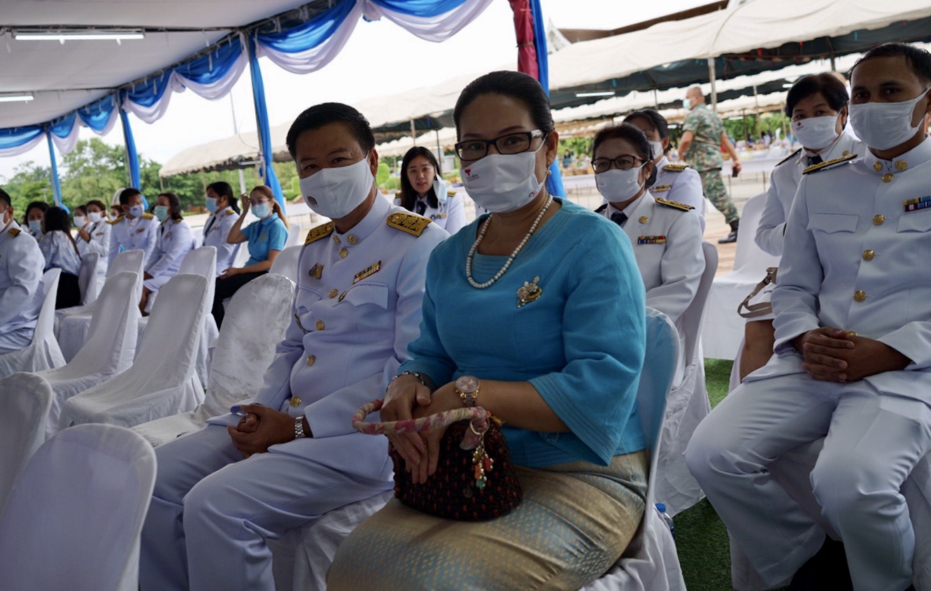 พัฒนาการจังหวัดหนองคาย ทำบุญตักบาตร เนื่องในวันแม่แห่งชาติ ประจำปี 2563