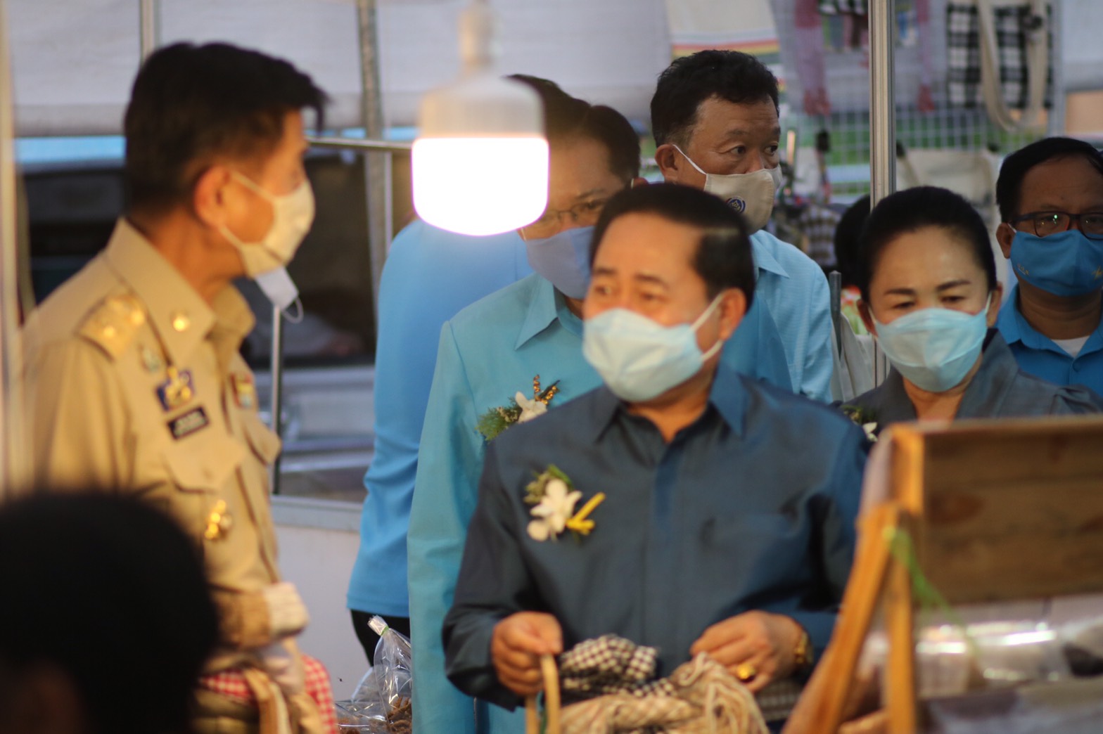 จังหวัดหนองคาย จัด พิธีเปิดโครงการ จัดแสดงและจำหน่ายผลิตภัณฑ์ OTOP สานสัมพันธ์สองแผ่นดิน จังหวัดหนองคาย “ฮักกันมั่นแก่น ค้าขายร่วมกัน -HugGan ManGaen Trade Together” ยิ่งใหญ่