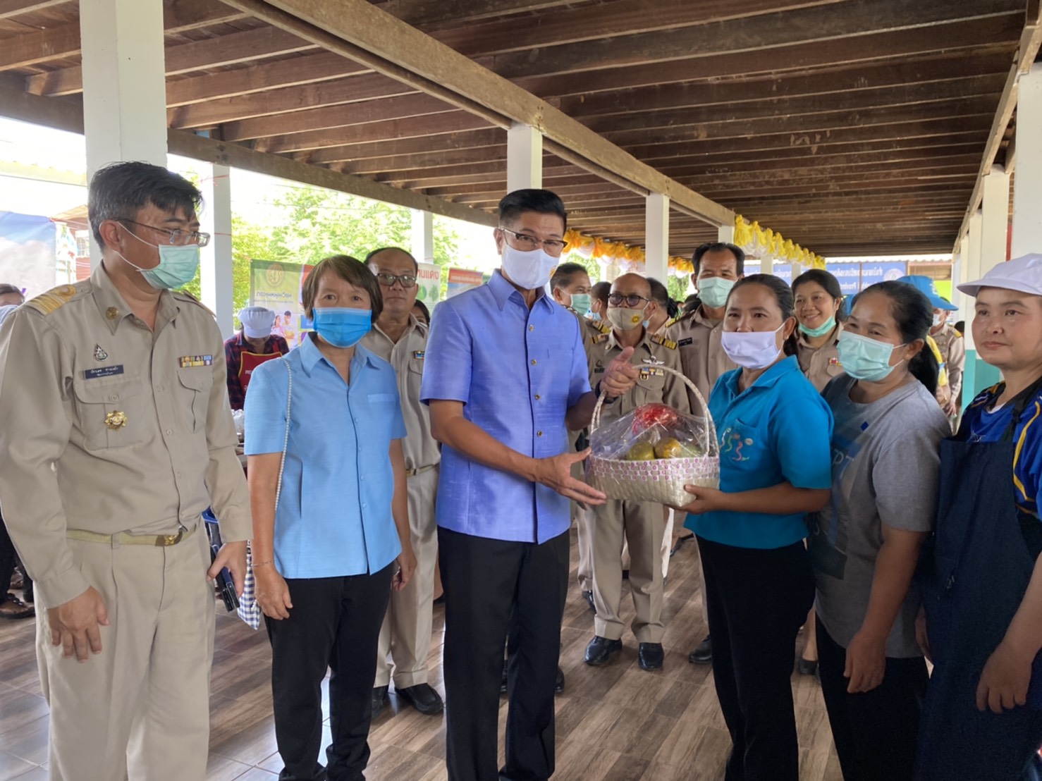 พจ.หนองคาย มอบผอ.กง.สารสนเทศฯ ร่วมโครงการปกป้องและเชิดชูสถาบันพระมหากษัตริย์ และ หน่วยบำบัดทุกข์ บำรุงสุข จังหวัดหนองคาย ประจำปีงบประมาณ พ.ศ. 2563 ณ อำเภอโพนพิสัย