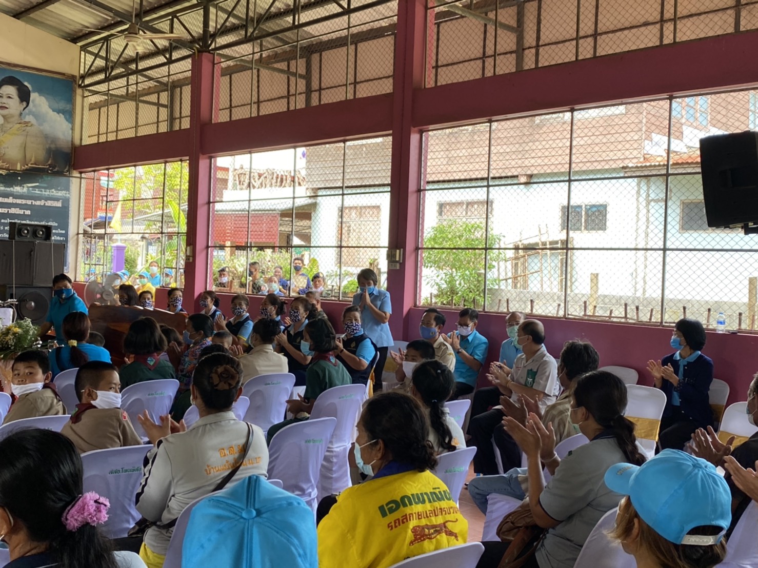 พจ.หนองคาย มอบผอ.กง.สารสนเทศฯ ร่วมโครงการปกป้องและเชิดชูสถาบันพระมหากษัตริย์ และ หน่วยบำบัดทุกข์ บำรุงสุข จังหวัดหนองคาย ประจำปีงบประมาณ พ.ศ. 2563 ณ อำเภอโพนพิสัย