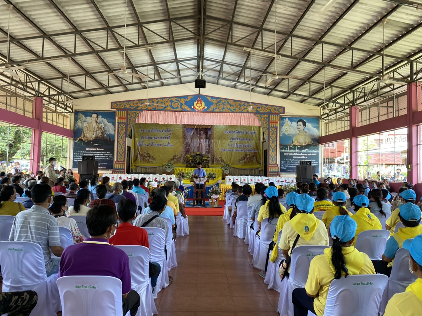 พจ.หนองคาย มอบผอ.กง.สารสนเทศฯ ร่วมโครงการปกป้องและเชิดชูสถาบันพระมหากษัตริย์ และ หน่วยบำบัดทุกข์ บำรุงสุข จังหวัดหนองคาย ประจำปีงบประมาณ พ.ศ. 2563 ณ อำเภอโพนพิสัย