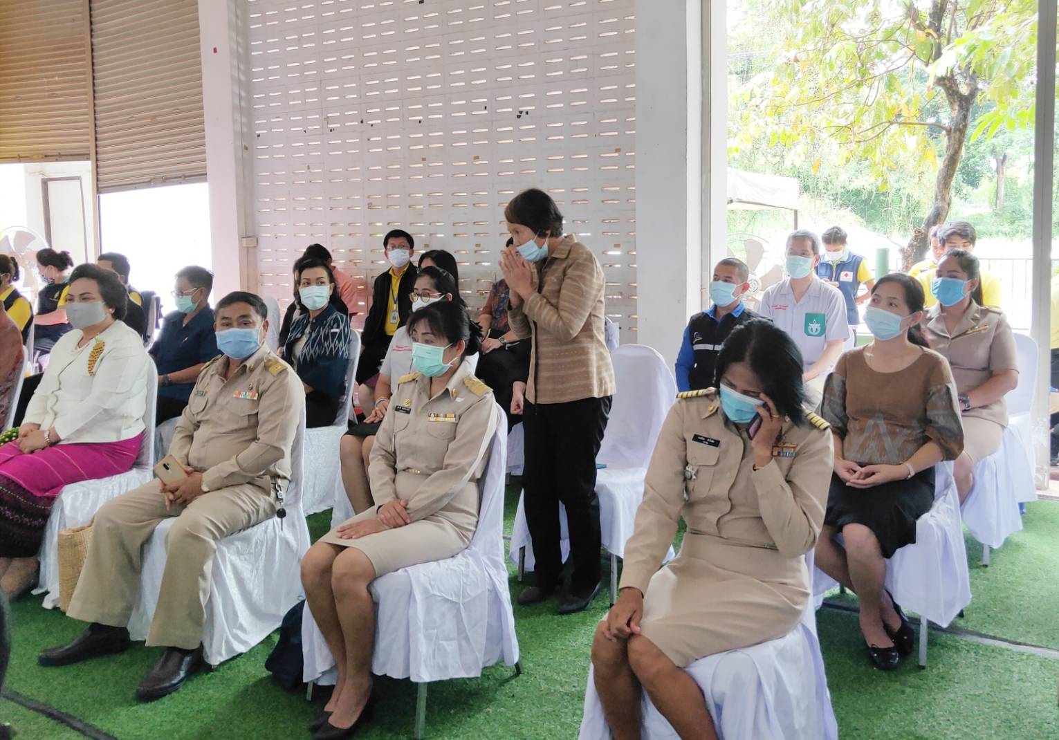 พช.หนองคาย ร่วมโครงการปกป้องและเชิดชูสถาบันพระมหากษัตริย์ และหน่วยบำบัดทุกข์ บำรุงสุข จังหวัดหนองคาย ณ อำเภอเมืองหนองคาย จังหวัดหนองคาย