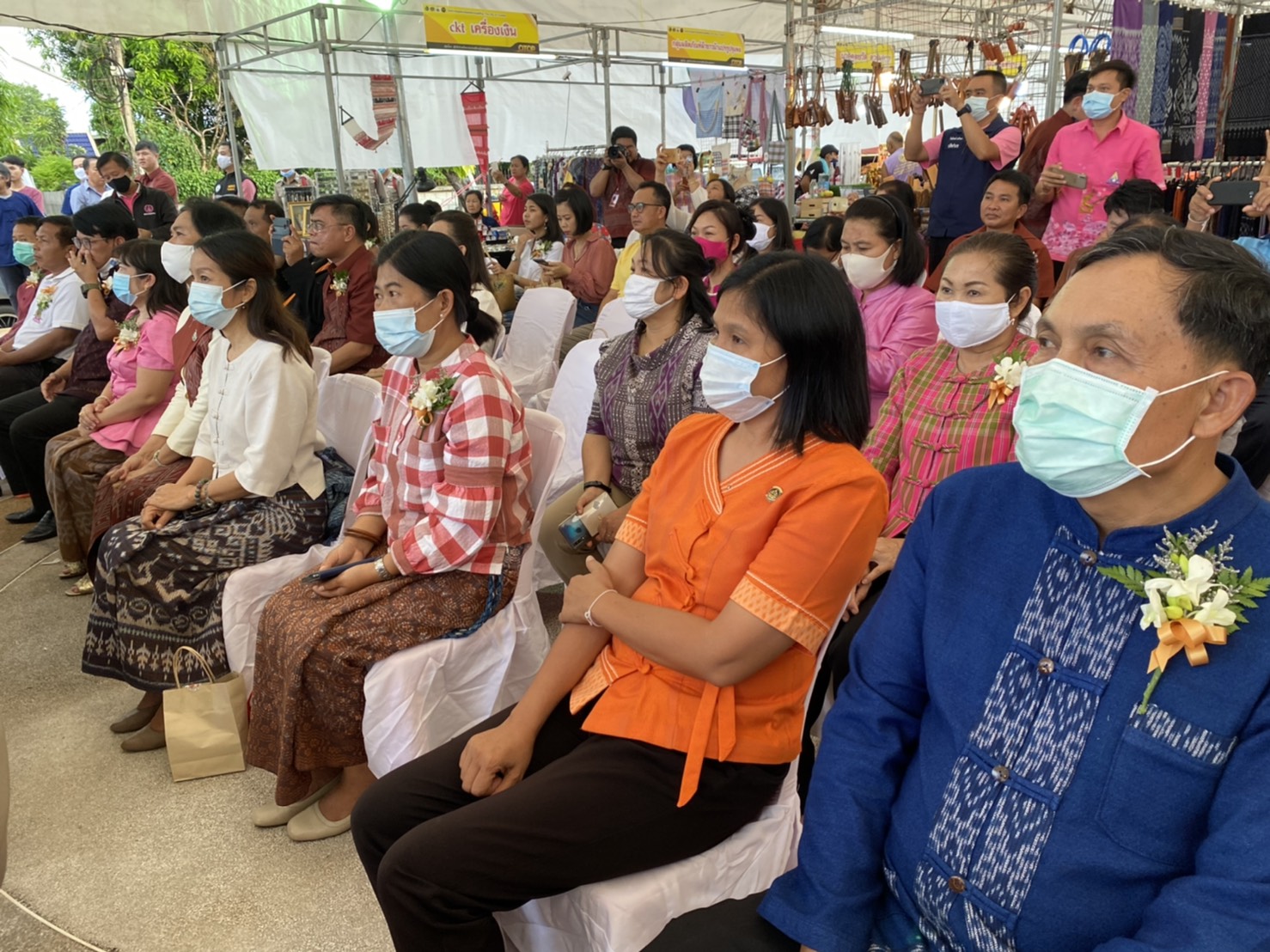 พช.หนองคาย “ร่วมสืบสานตำนาน บั้งไฟพญานาคโลก” จัดจำหน่ายสินค้า OTOP