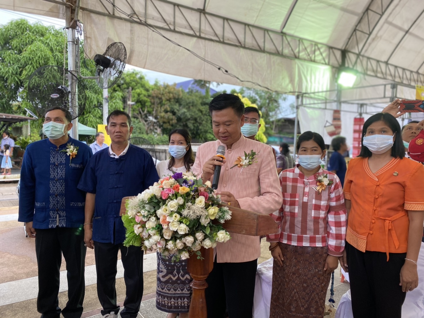 พช.หนองคาย “ร่วมสืบสานตำนาน บั้งไฟพญานาคโลก” จัดจำหน่ายสินค้า OTOP