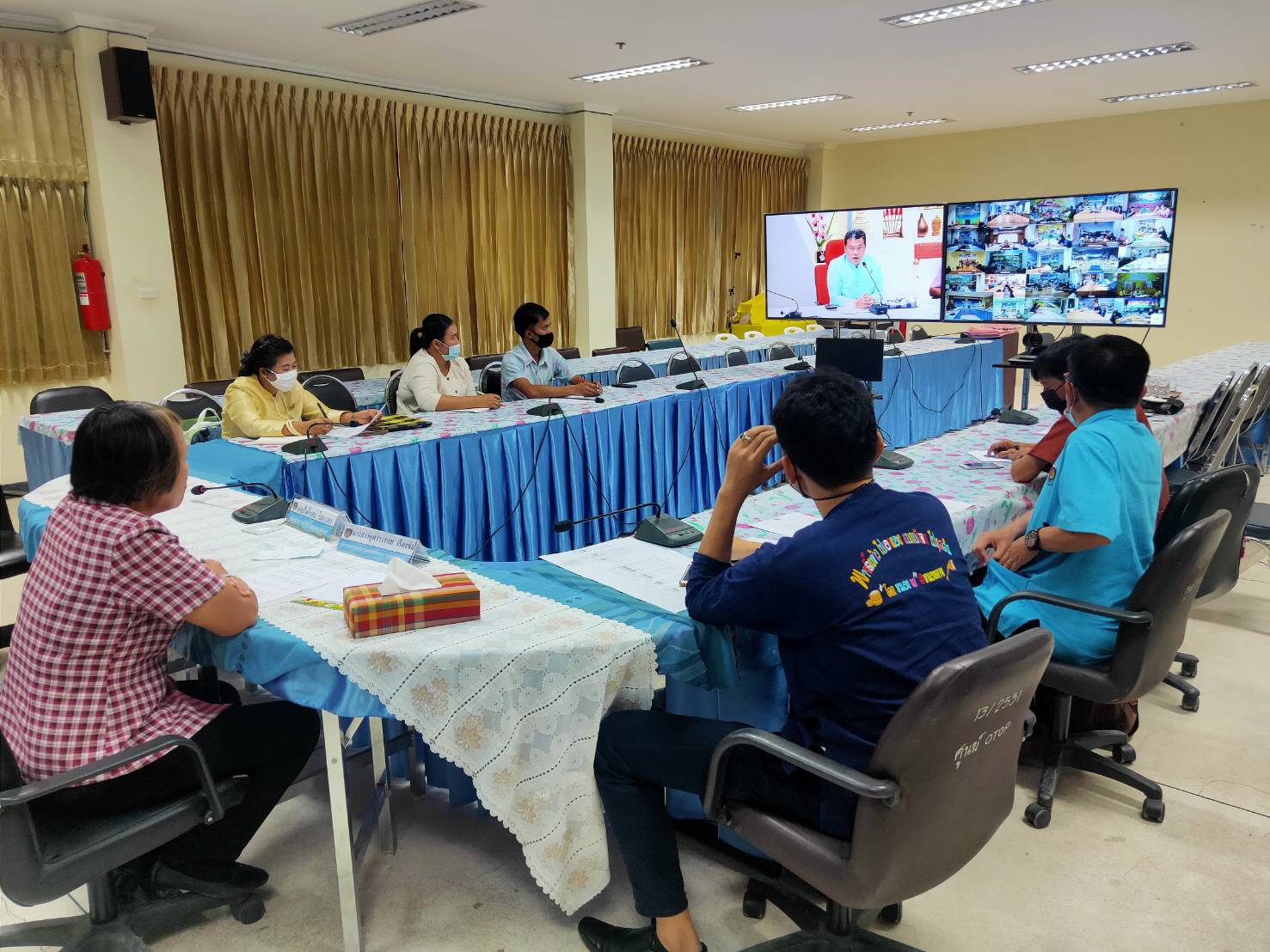 พช.หนองคาย ร่วม ประชุมเพื่อสนับสนุนการดำเนินงานโครงการการบริหารการจัดเก็บข้อมูลความจำเป็นพื้นฐาน (จปฐ.) ด้วยเครื่องมืออิเล็กทรอนิกส์ ปี 2563 ผ่านระบบ VDO Conference