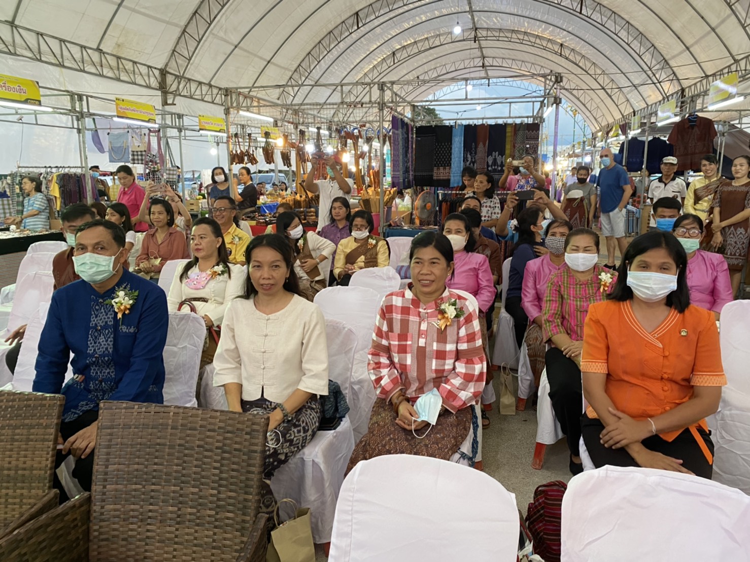 พช.หนองคาย “ร่วมสืบสานตำนาน บั้งไฟพญานาคโลก” จัดจำหน่ายสินค้า OTOP