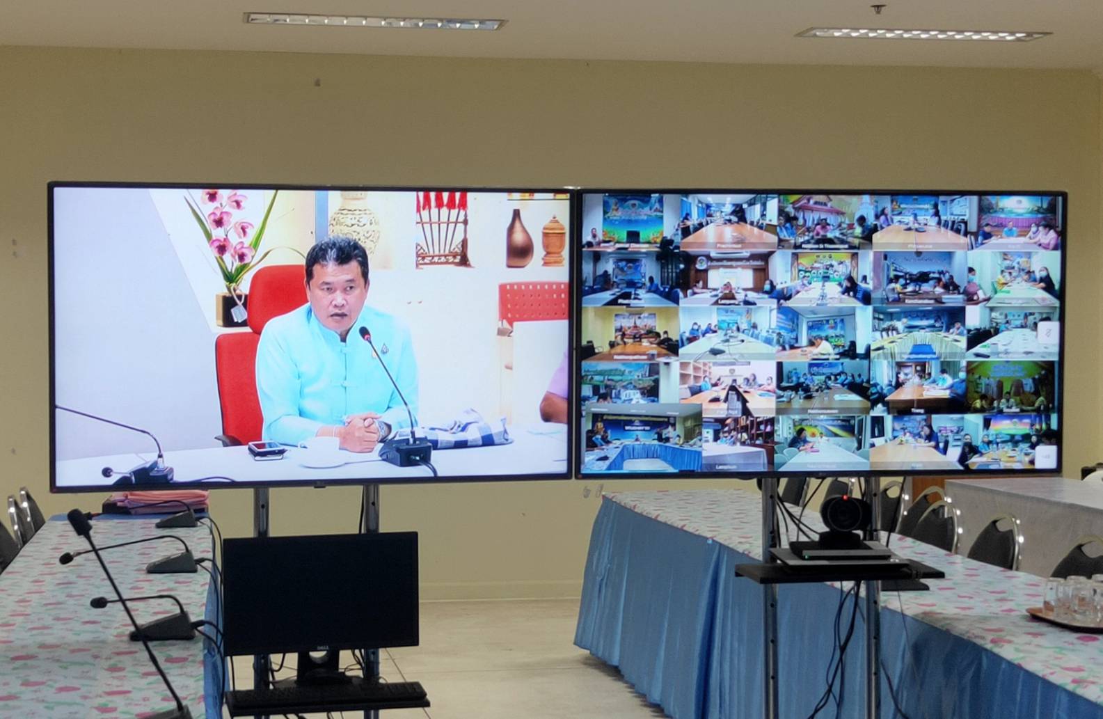 พช.หนองคาย ร่วม ประชุมเพื่อสนับสนุนการดำเนินงานโครงการการบริหารการจัดเก็บข้อมูลความจำเป็นพื้นฐาน (จปฐ.) ด้วยเครื่องมืออิเล็กทรอนิกส์ ปี 2563 ผ่านระบบ VDO Conference