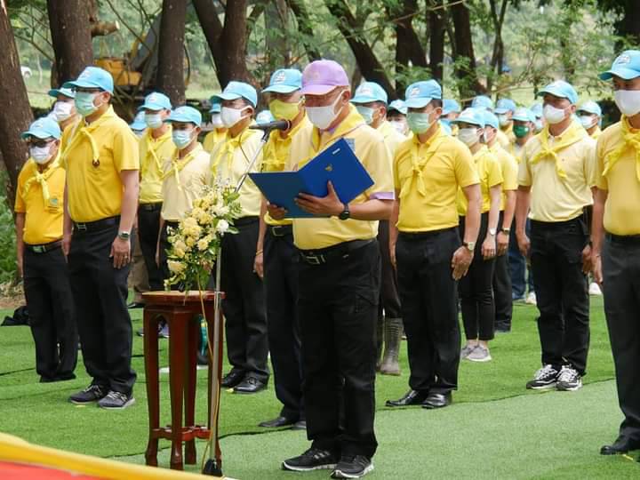 พัฒนาการจังหวัดหนองคาย ร่วม กิจกรรมจิตอาสาพัฒนาเพื่อสำนึกในพระมหากรุณาธิคุณ ในวันคล้ายนสวรรคต พระบาทสมเด็จพระบรมชนกาธิเบศร มหาภูมิพลอดุลยเดชมหาราช บรมนาถบพิตร “กิจกรรมพัฒนาปรับปรุงภูมิทัศน์หนองไผ่เกี้ย”