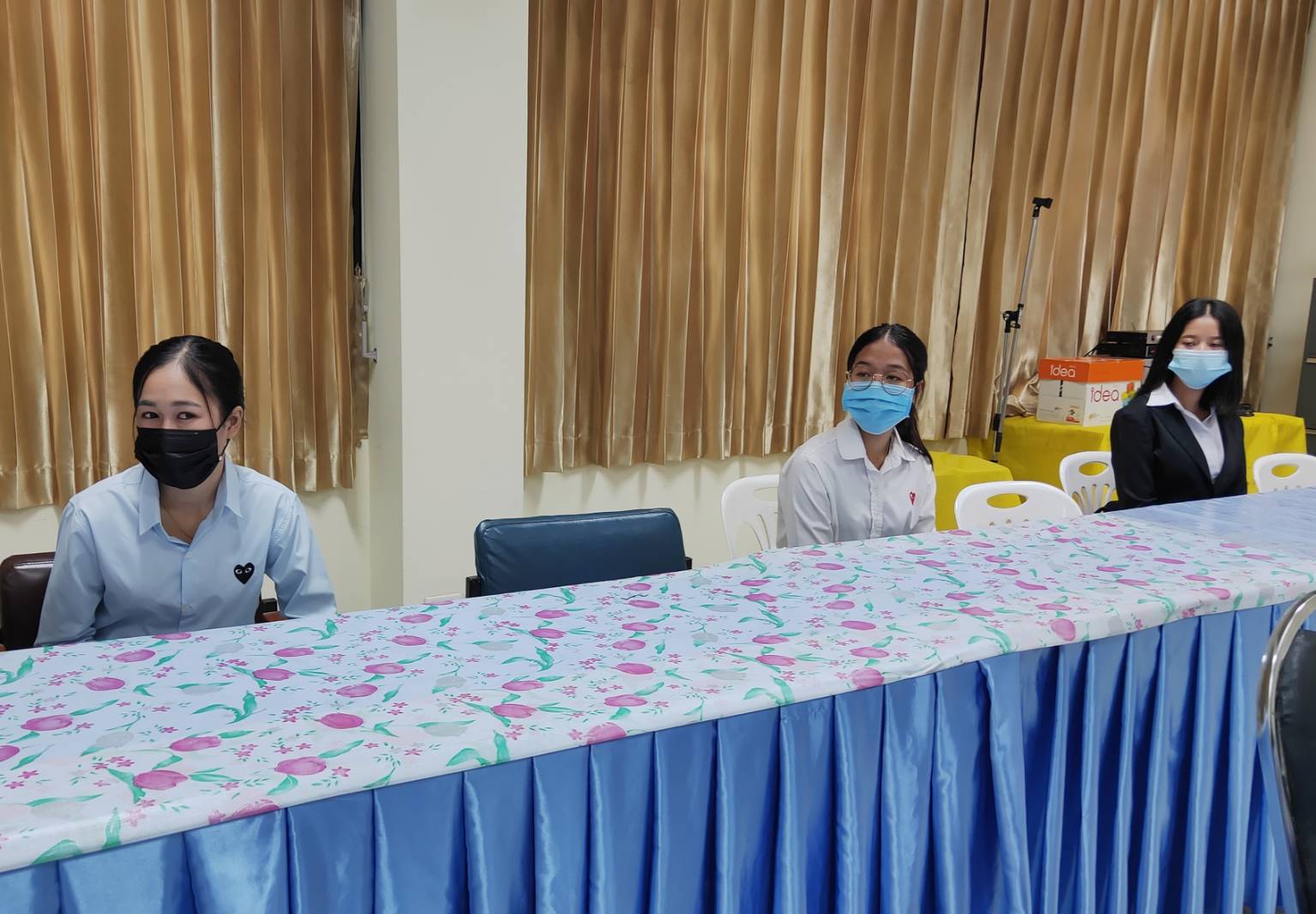 พจ.หนองคาย ฐมนิเทศและชี้แจงการสอบคัดเลือกฯ แก่ผู้มีสิทธิ์เข้ารับการคัดเลือก ในตำแหน่งนักการตลาดรุ่นใหม่ (OTOP)