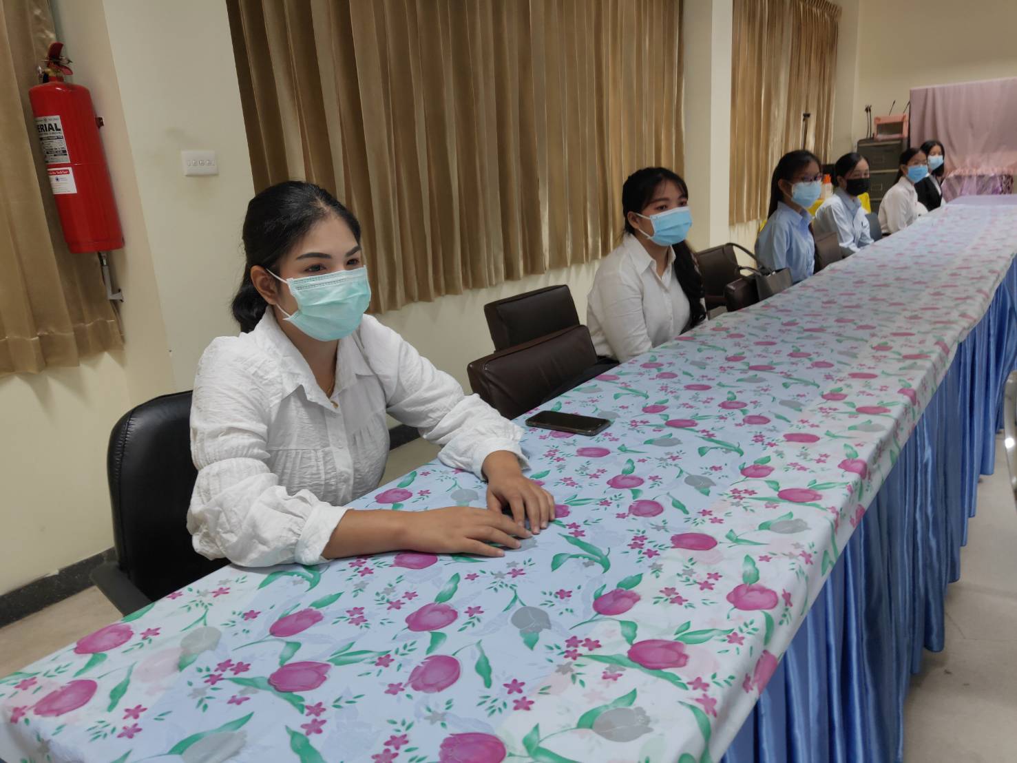 พจ.หนองคาย ฐมนิเทศและชี้แจงการสอบคัดเลือกฯ แก่ผู้มีสิทธิ์เข้ารับการคัดเลือก ในตำแหน่งนักการตลาดรุ่นใหม่ (OTOP)