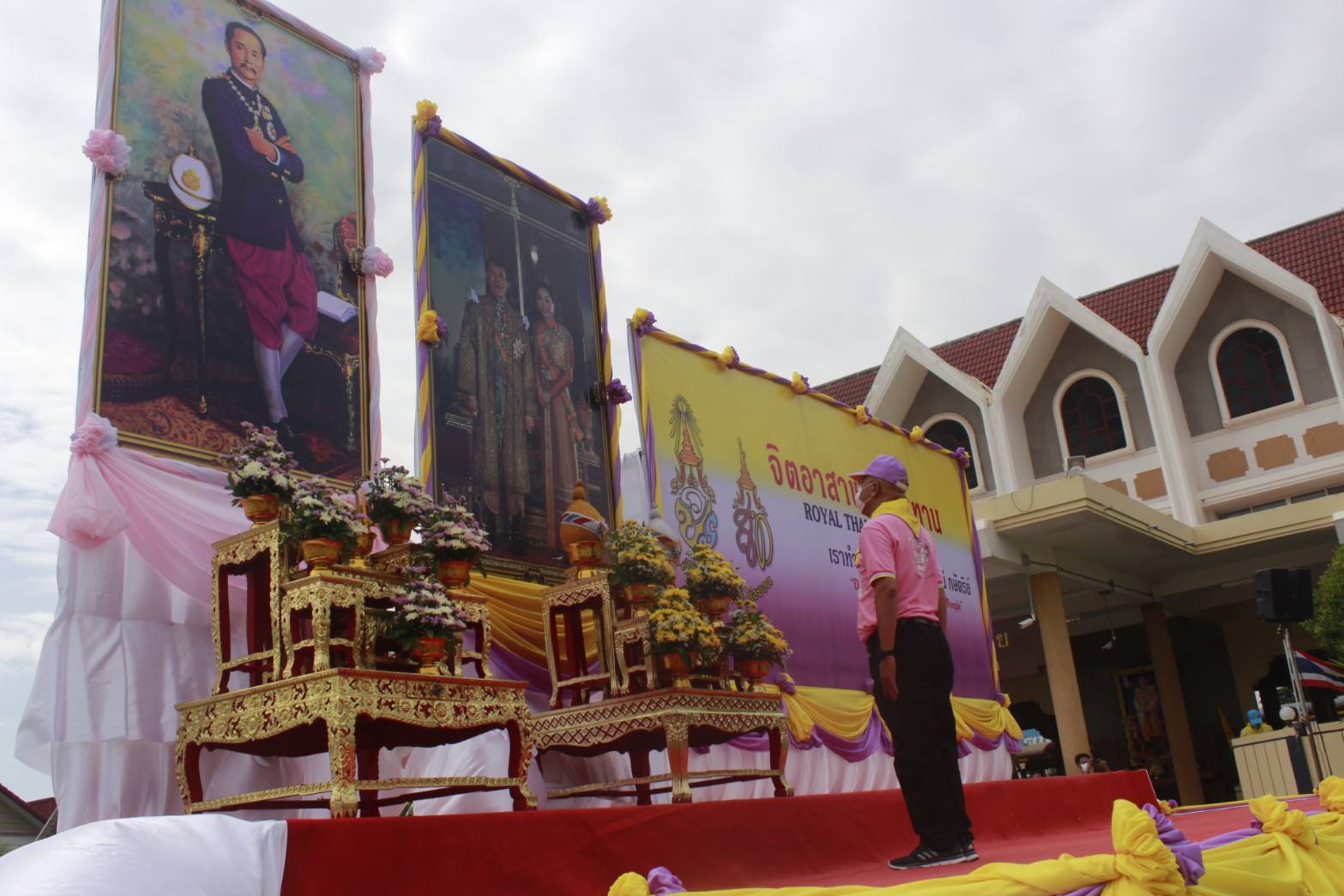 นายไพโรจน์ โสภาพร พัฒนาการจังหวัดหนองคาย ได้มอบหมายให้ นางสาวประภัสสร รัตนนาลี พัฒนาการอำเภอเมืองหนองคาย และข้าราชการในสังกัดสำนักงานพัฒนาชุมชนจังหวัดหนองคาย เข้าร่วมกิจกรรมจิตอาสา