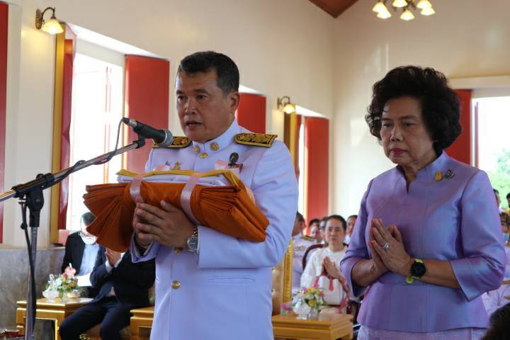 พช.หนองคาย : ร่วมพิธีถวายผ้าพระกฐินพระราชทาน กรมการพัฒนาชุมชน ประจำปี 2563 ณ วัดเสนาสนาราม ราชวรวิหาร อยุธยา