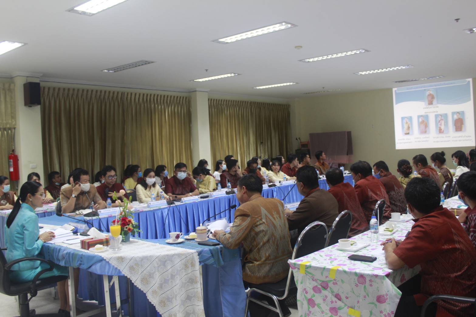 นางสาวสิริมา วัฒโน รองผู้ว่าราชการจังหวัดหนองคาย เป็นประธานในการประชุมเตรียมความพร้อมความพร้อมขับเคลื่อนการปฏิบัติราชการ ประจำปีงบประมาณ พ.ศ.2564 และมอบแนวทางการดำเนินงานการขับเคลื่อนการปฏิบัติราชการ ประจำปีงบประมาณ พ.ศ.2564