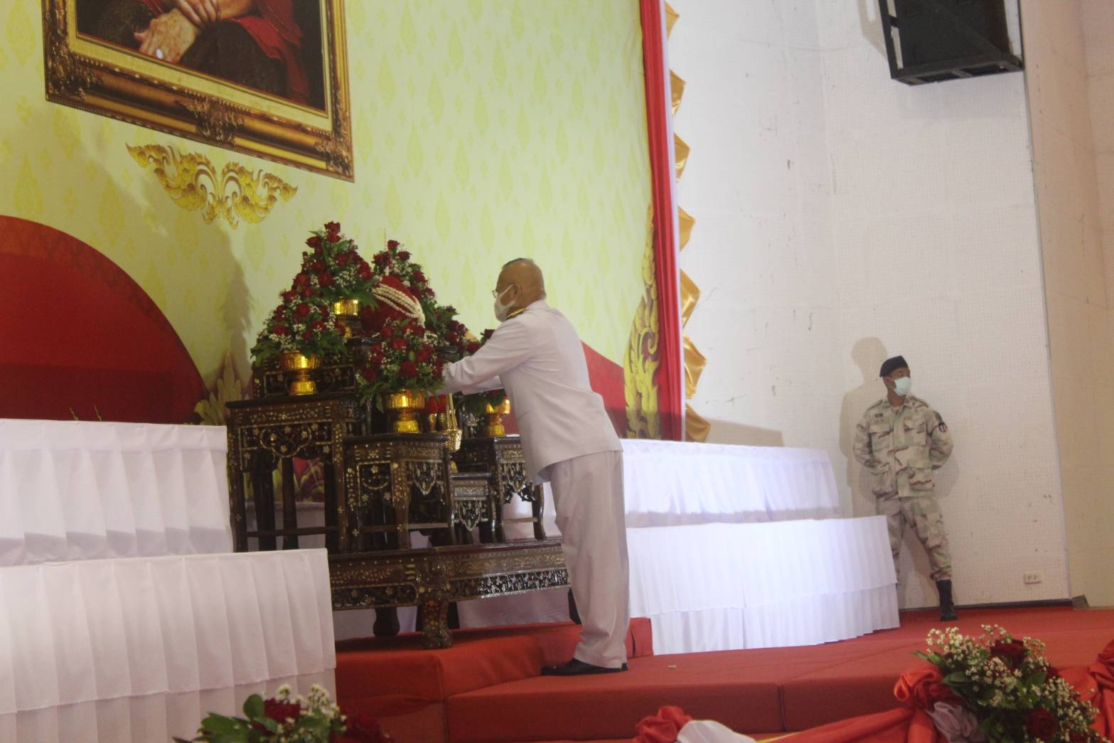 นายประเสริฐ ลือชาธนานนท์ ผู้ว่าราชการจังหวัดหนองคาย เป็นประธานพิธีน้อมรำลึกเนื่องในวันคล้ายวันพระราชสมภพครบ 120 ปี สมเด็จพระศรีนครินทราบรมราชชนนี