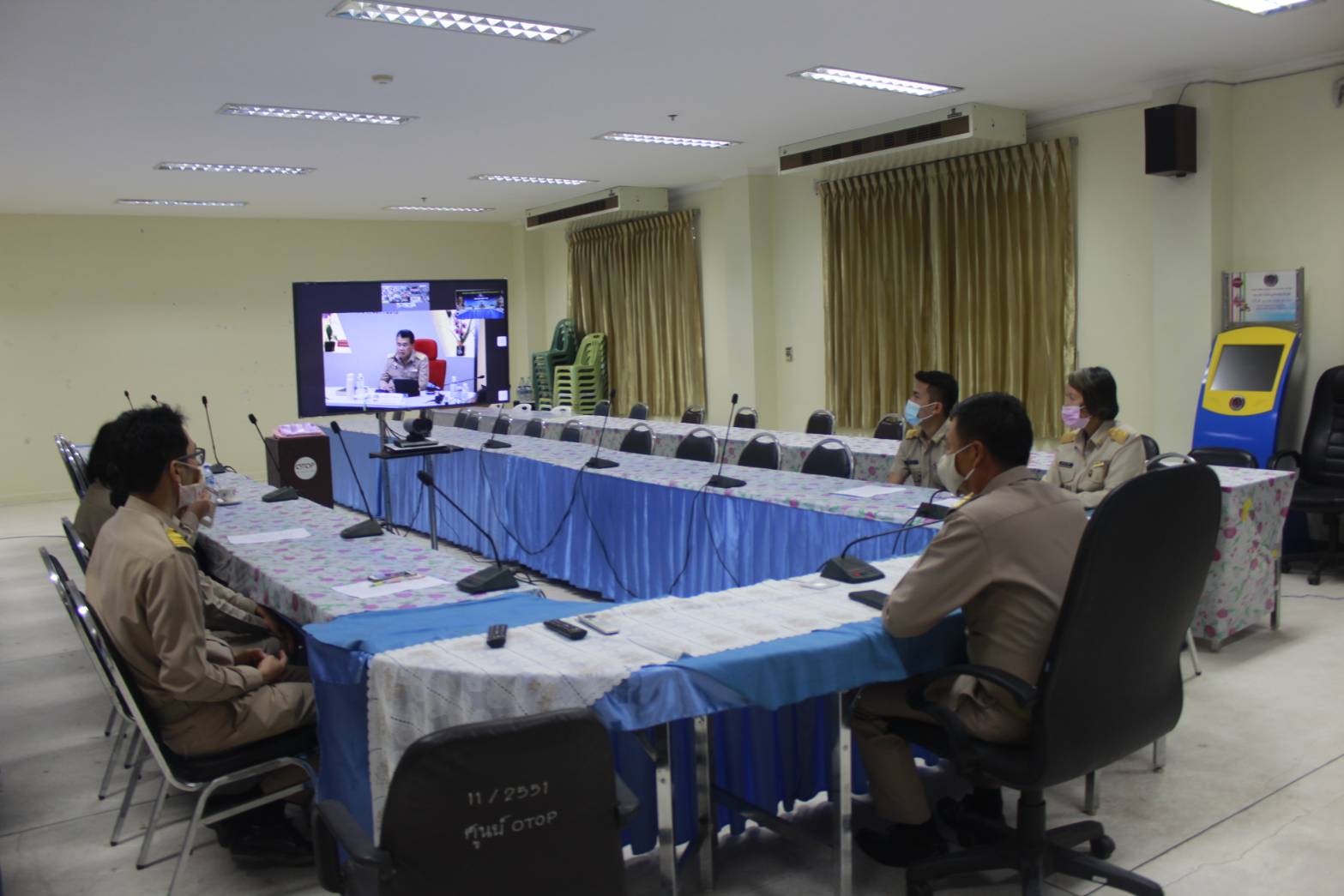 พช.หนองคาย ร่วมรับฟังการประชุมกรมการพัฒนาชุมชน ครั้งที่ 10/2563 ผ่านระบบวีดิทัศน์ทางไกล (Video Conference)