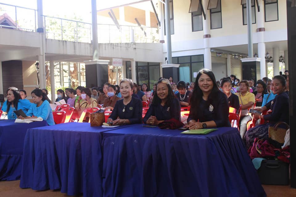 นายไพโรจน์ โสภาพร พัฒนาการจังหวัดหนองคายเป็นประธานพิธีเปิด “โครงการขับเคลื่อนยุทธศาสตร์กองทุนพัฒนาบทบาทสตรี กิจกรรมเพิ่มประสิทธิภาพเครือข่ายองค์กรสตรี ด้านการบริหารกองทุนพัฒนาบทบาทสตรี