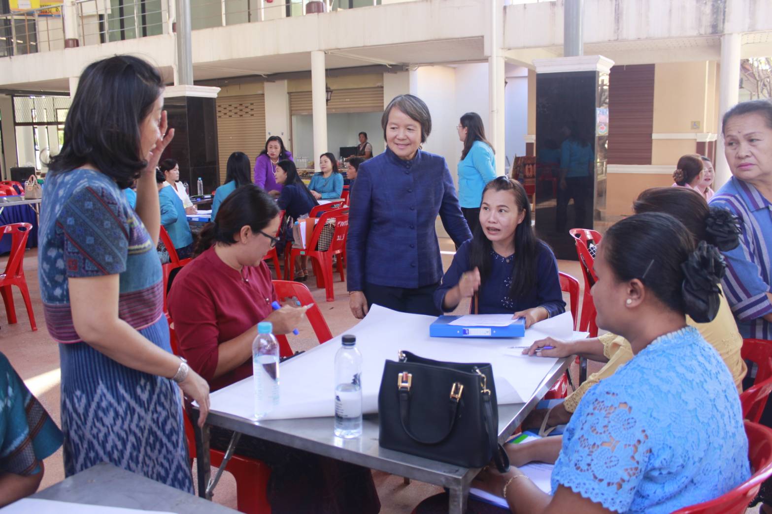 นายไพโรจน์ โสภาพร พัฒนาการจังหวัดหนองคายเป็นประธานพิธีเปิด “โครงการเพิ่มประสิทธิภาพการปฏิบัติงานกองทุนพัฒนาบทบาทสตรี แก่กลไกการขับเคลื่อนกองทุนพัฒนาบทบาทสตรี ระดับจังหวัด