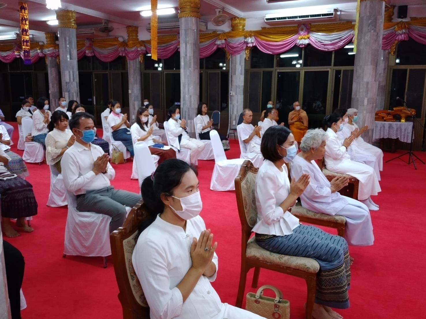 พช.หนองคาย ร่วมพิธีเจริญพระพุทธมนต์ถวายพระพรชัยมงคล และถวายเป็นพระราชกุศลแด่สมเด็จพระนางเจ้าสิริกิติ์พระบรมราชินีนาถ พระบรมราชชนนีพันปีหลวงพระบาทสมเด็จพระเจ้าอยู่หัว และสมเด็จพระนางเจ้าฯพระบรมราชินี