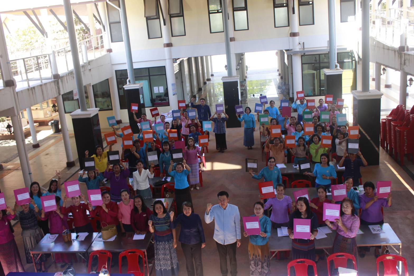 นายไพโรจน์ โสภาพร พัฒนาการจังหวัดหนองคายเป็นประธานพิธีเปิด “โครงการเพิ่มประสิทธิภาพการปฏิบัติงานกองทุนพัฒนาบทบาทสตรี แก่กลไกการขับเคลื่อนกองทุนพัฒนาบทบาทสตรี ระดับจังหวัด