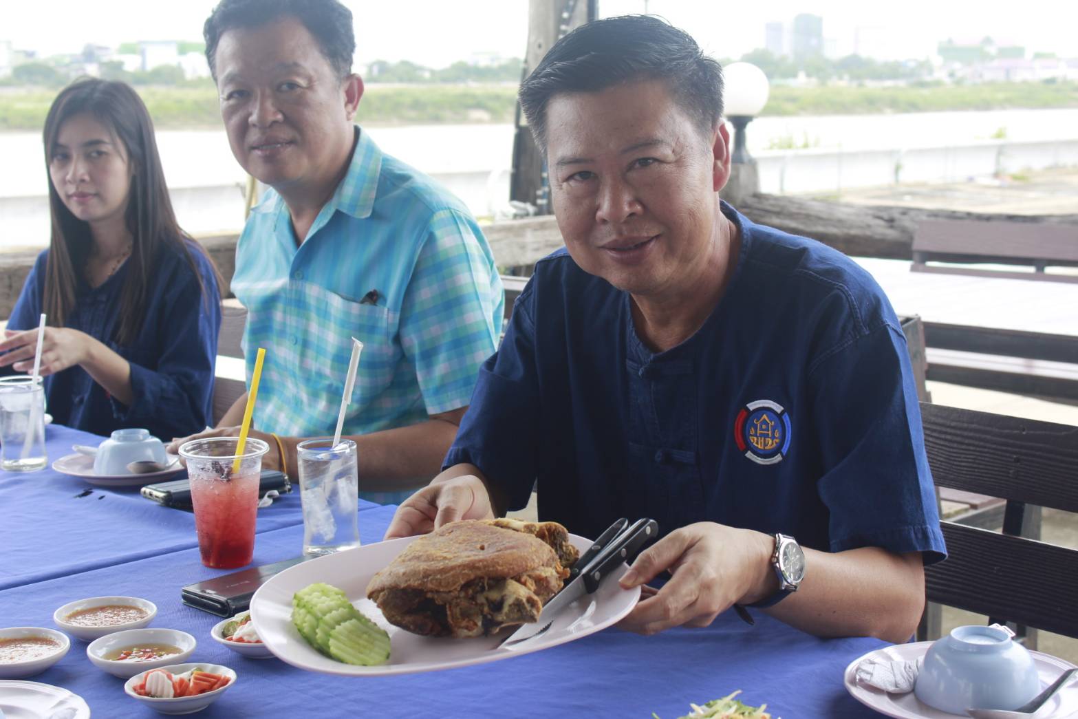 พช.หนองคาย สำรวจเส้นทางการท่องเที่ยว เพื่อเชื่อมโยงแหล่งท่องเที่ยวที่สำคัญ อันจะนำไปสู่การสร้างงาน สร้างอาชีพ สร้างรายได้แก่ประชาชนในจังหวัดหนองคาย ในเส้นทาง อำเภอเมืองหนองคาย อำเภอท่าบ่อ อำเภอศรีเชียงใหม่ อำเภอสังคม
