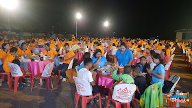 นายไพโรจน์ โสภาพร พัฒนาการจังหวัดหนองคาย เป็นประธานเปิดกิจกรรมรวมพลคนกองทุนหมู่บ้านอำเภอท่าบ่อ ครั้งที่ 1 ประจำปี 2563 ของเครือข่ายกองทุนหมู่บ้านและชุมชนเมือง อำเภอท่าบ่อ ร่วมกับสำนักงานพัฒนาชุมชนอำเภอท่าบ่อ จัดขึ้น เพื่อหารายได้ช่วยเหลือผู้ด้อยโอกาส ผู้ป่วยติดเตียงในชุมชน เพื่อเชิดชูเกียรติแก่กองทุนหมู่บ้านที่มีการบริหารจัดการดีเด่น และครัวเรือนต้นแบบที่ยืมเงินกองทุนหมู่บ้านไปประกอบอาชีพและประสบผลสำเร็จ เพื่อเป็นต้นแบบให้แก่สมาชิกกองทุนหมู่บ้านต่อไป