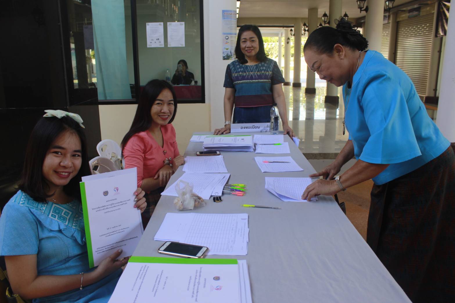 นายไพโรจน์ โสภาพร พัฒนาการจังหวัดหนองคายเป็นประธานพิธีเปิด “โครงการเพิ่มประสิทธิภาพการปฏิบัติงานกองทุนพัฒนาบทบาทสตรี แก่กลไกการขับเคลื่อนกองทุนพัฒนาบทบาทสตรี ระดับจังหวัด