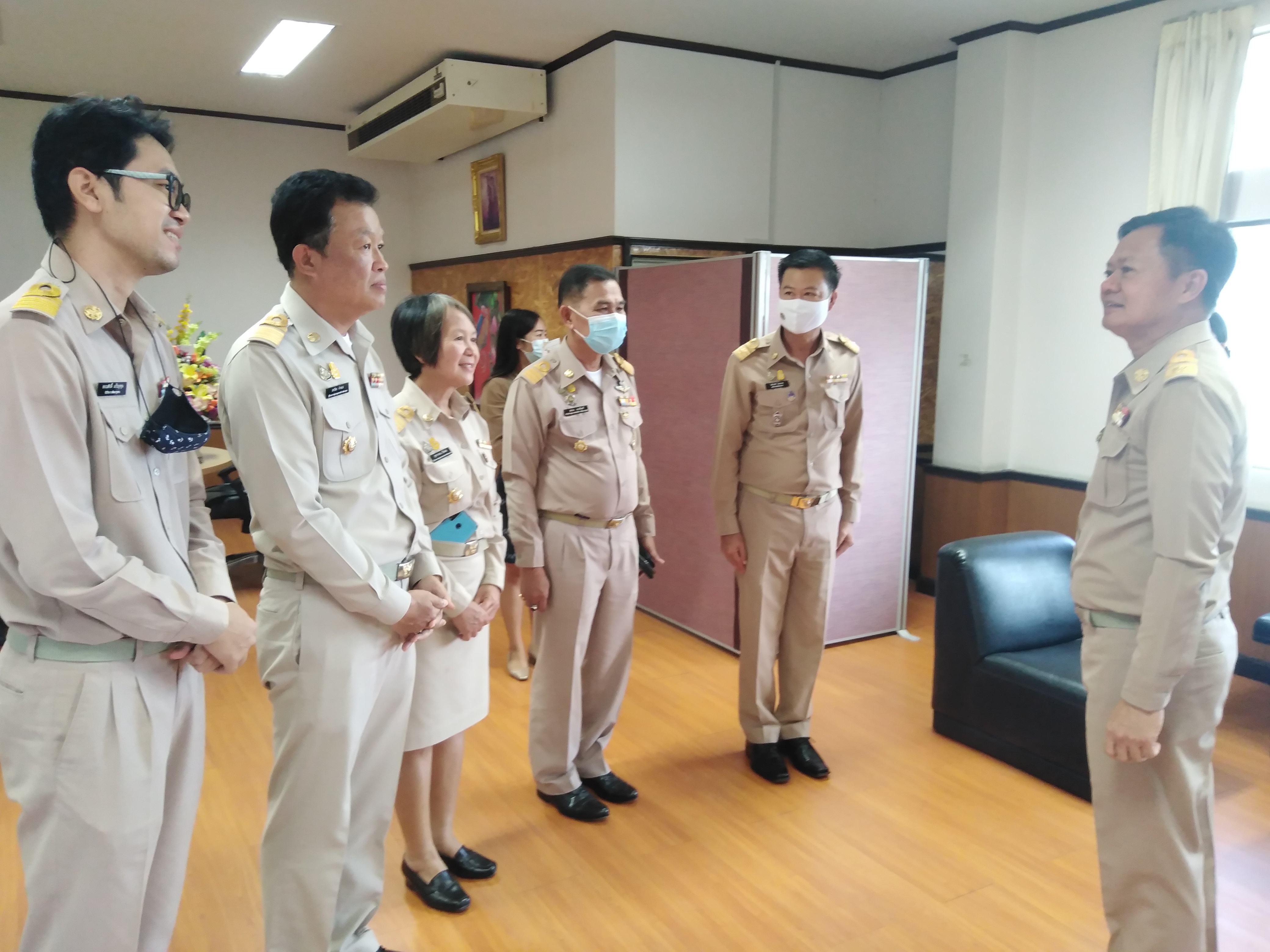 พช.หนองคาย แสดงความยินดีกับ นายเอกพร จุ้ยสำราญ ในโอกาสที่ย้ายมารับตำแหน่ง รองผู้ว่าราชการจังหวัดหนองคาย