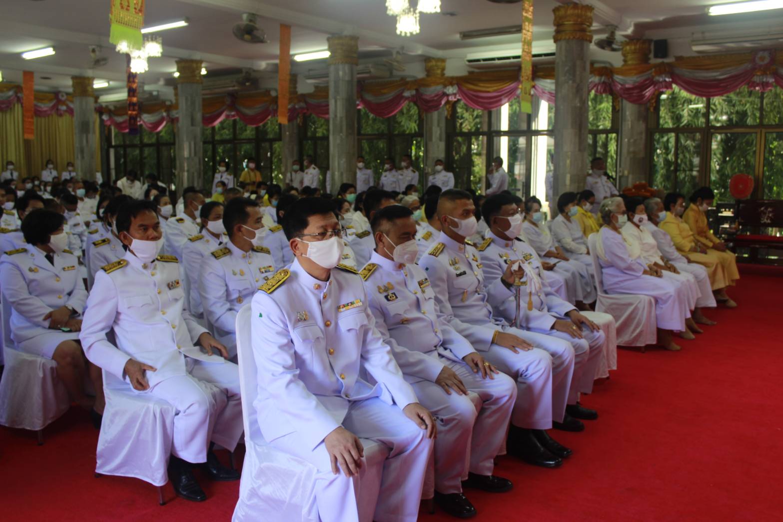 พช.หนองคาย ร่วมพิธีเจริญพระพุทธมนต์ถวายพระราชกุศล เนื่องในวันคล้ายวันพระบรมราชสมภพ พระบาทสมเด็จพระบรมชนกาธิเบศร มหาภูมิพลอดุลยเดชมหาราช บรมนาถบพิตร